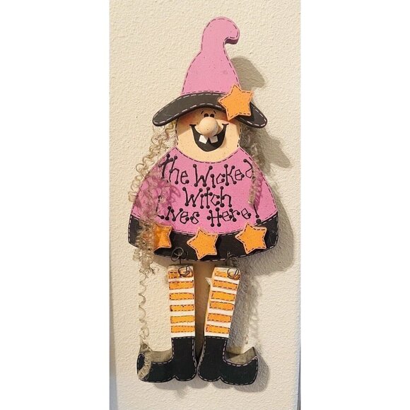 Witch Wall Hanging 15” Wicked Witch Lives Here Handmade Plaque Wood Halloween - Picture 1 of 6
